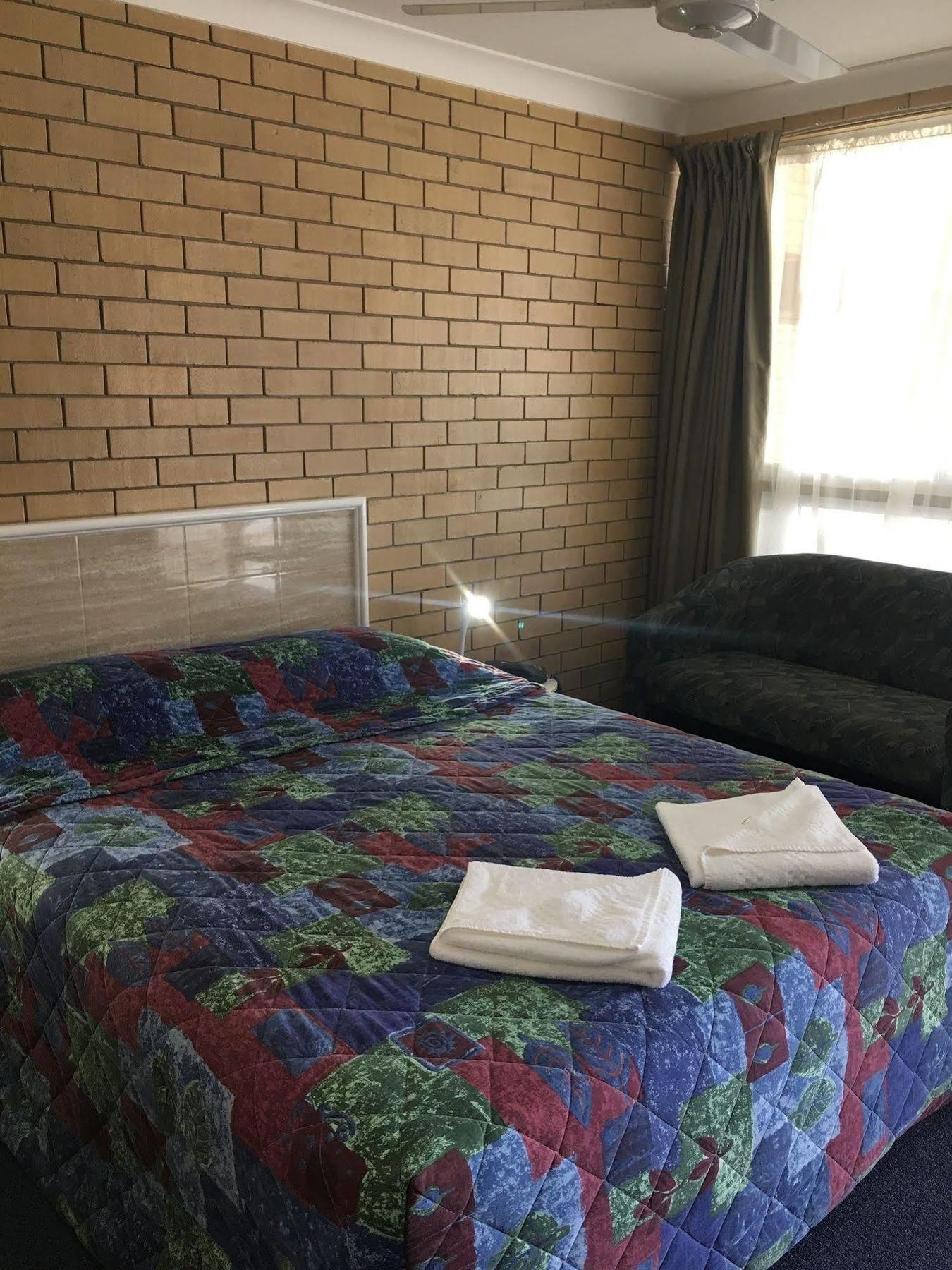 Gunsynd Motor Inn Goondiwindi Exterior photo