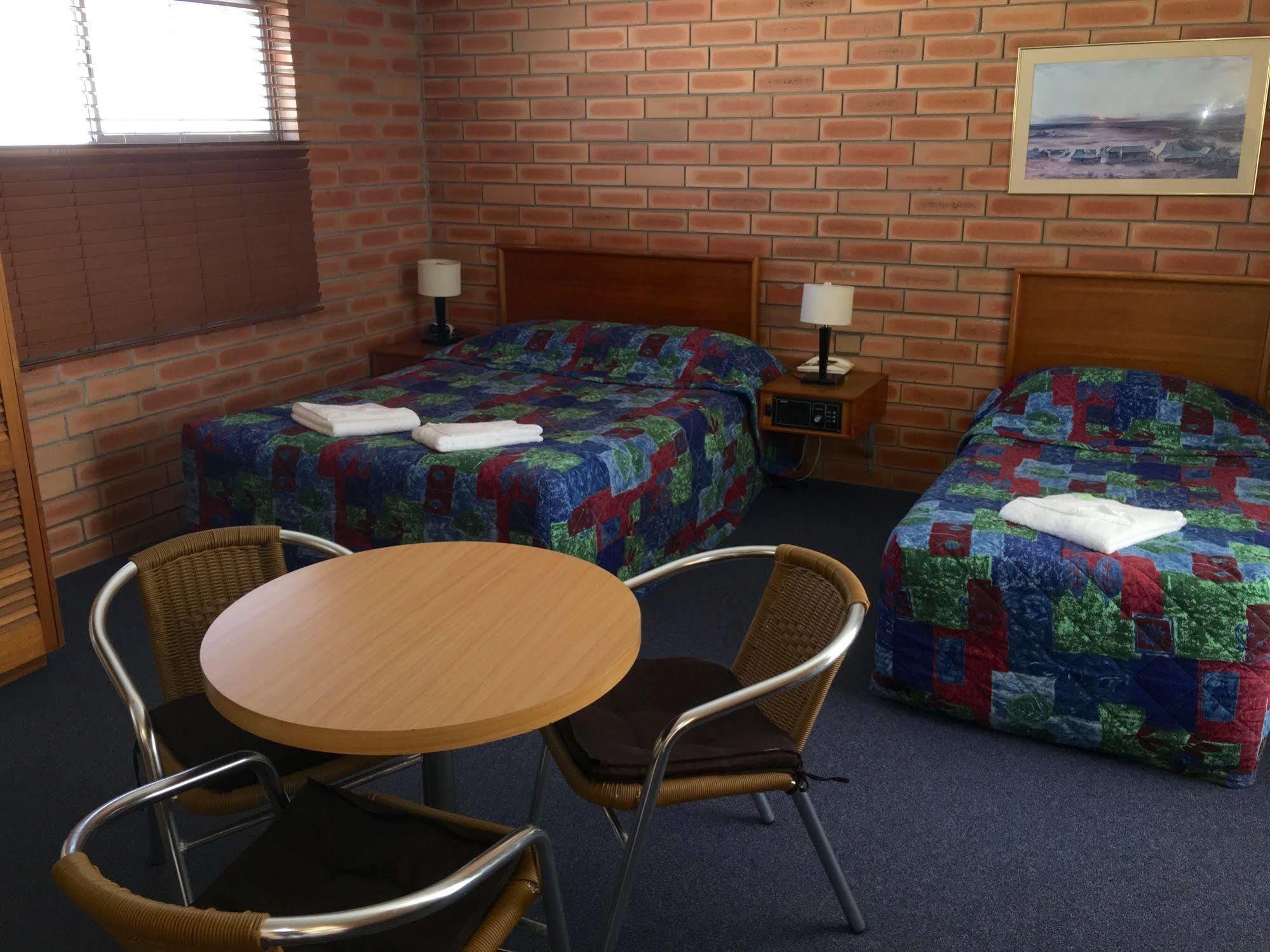 Gunsynd Motor Inn Goondiwindi Exterior photo